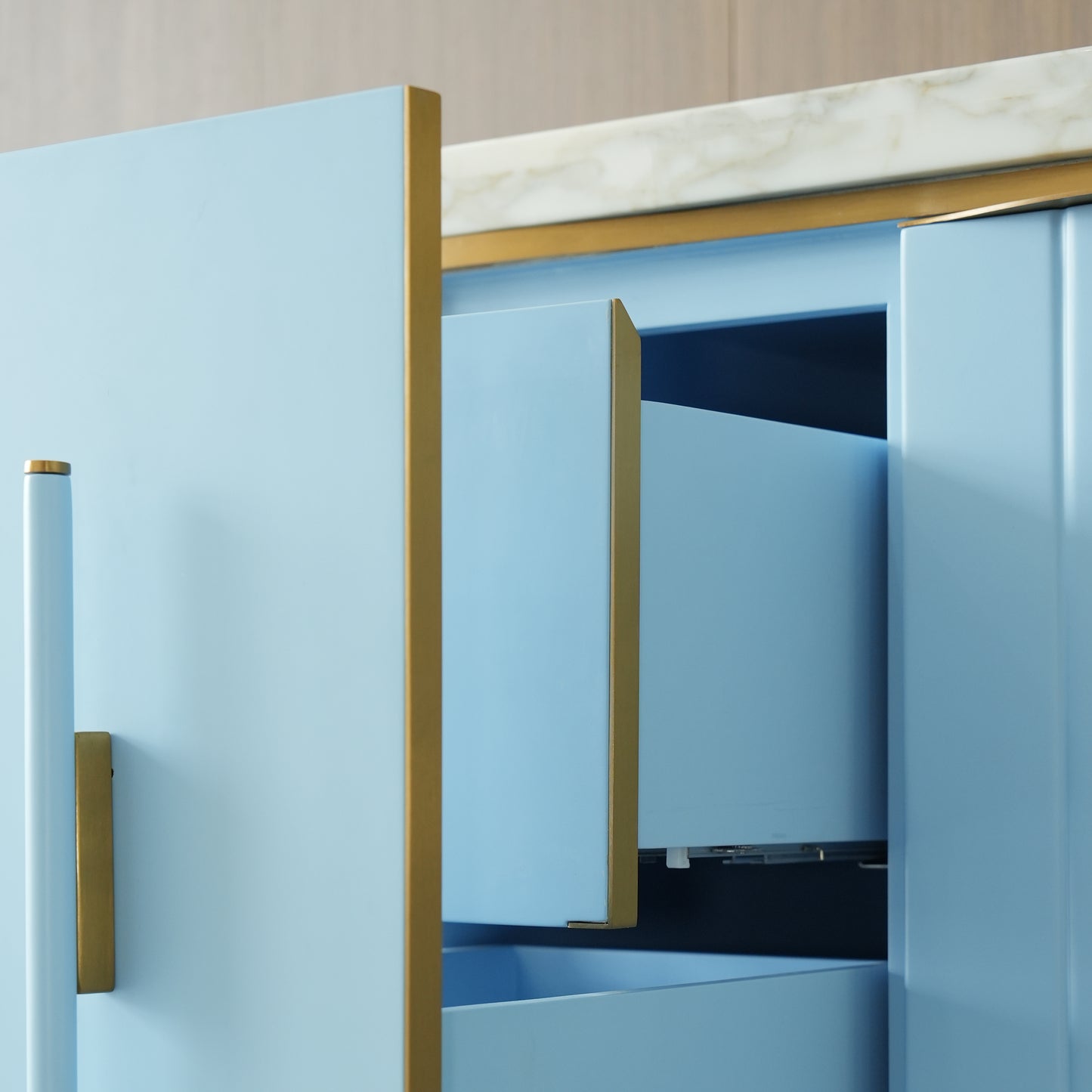 ALM FURNITURE TV Stand